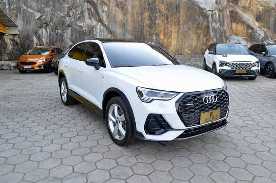 AUDI Q3 2.0 40 TFSI GASOLINA SPORTBACK PERFORMANCE BLACK QUATTRO TIPTRONIC